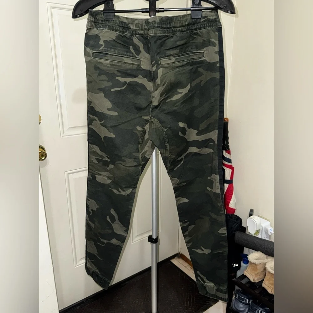Hollister Pants I Men’s I Jogger I Side Stripe I Stretch Fabric I Super Skinny